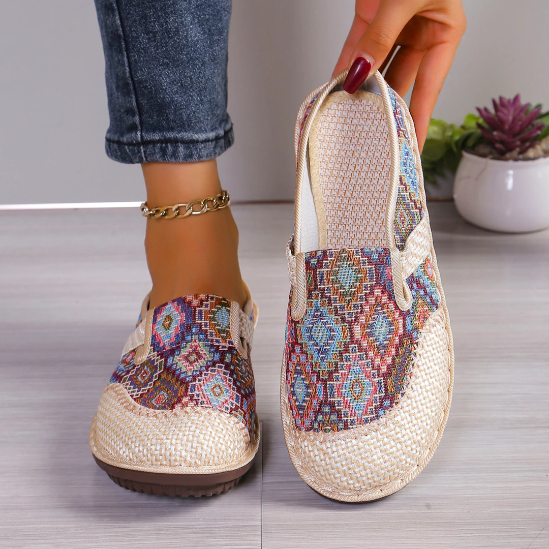 Teresa - Cozy Woven Sandals