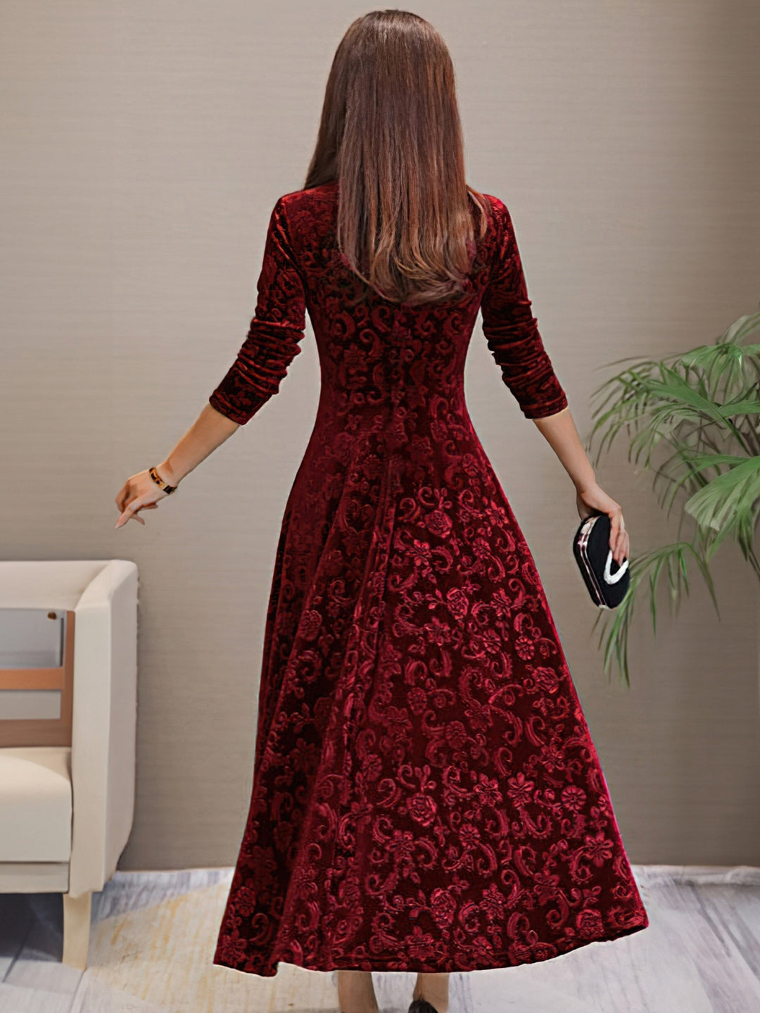 Evelyn - Luxurious Velvet Dress