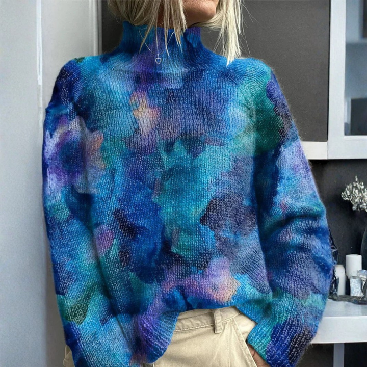 Dana - Cozy Artful Sweater