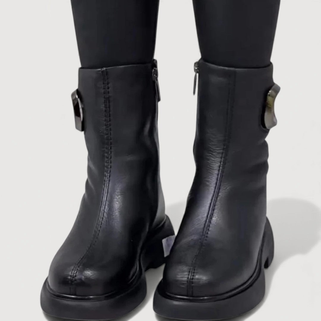 Kaitlyn - Elegant Glossy Boots
