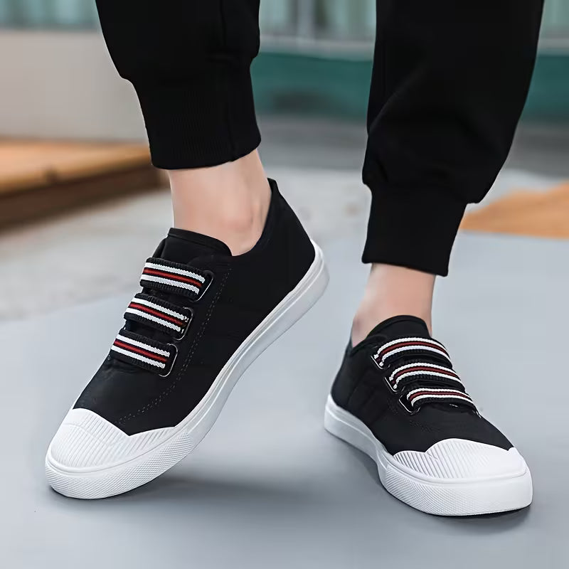 Dash - Sleek Casual Sneakers