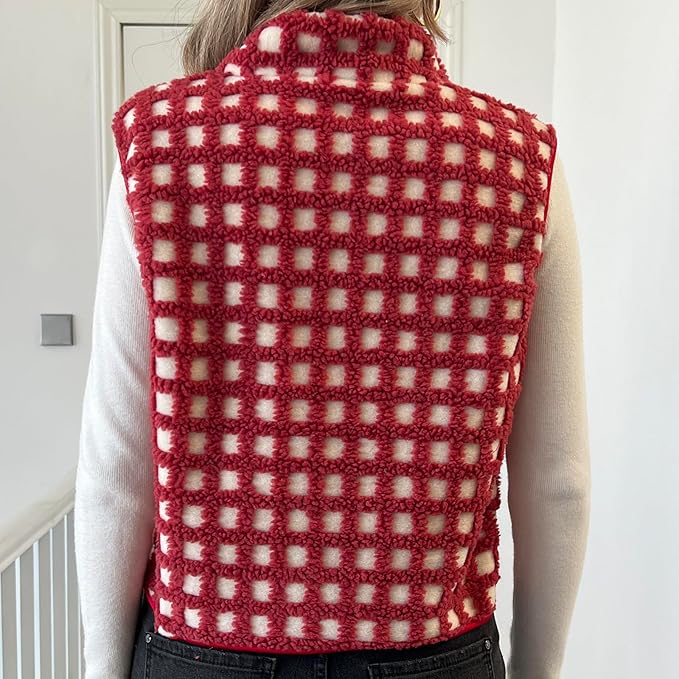 Quintina - Cozy Plush Vest