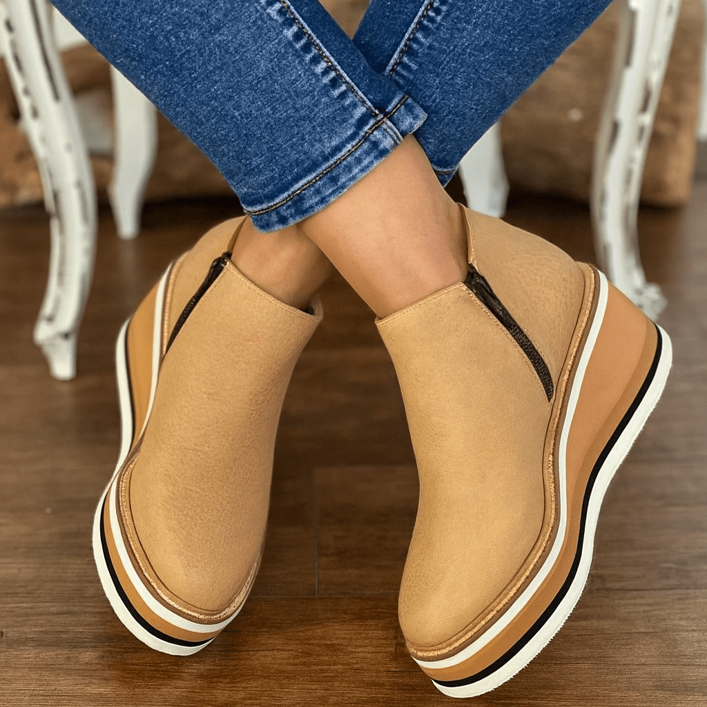Ozara - Chic Suede Ankle Boots