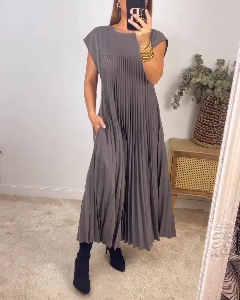 Gale - Fluid Pleated Dress