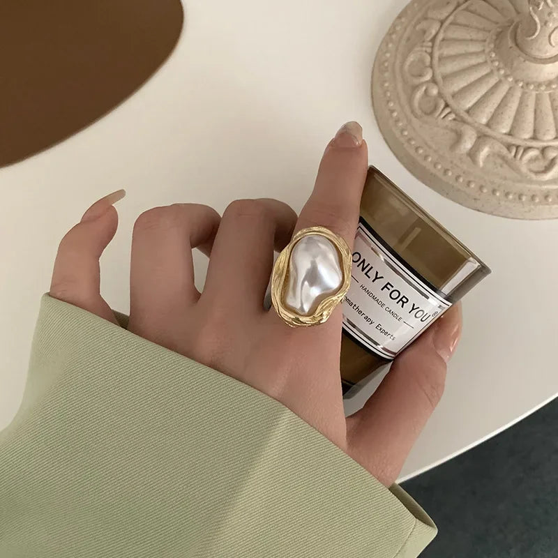 Kayla - Bold Pearl Accessory