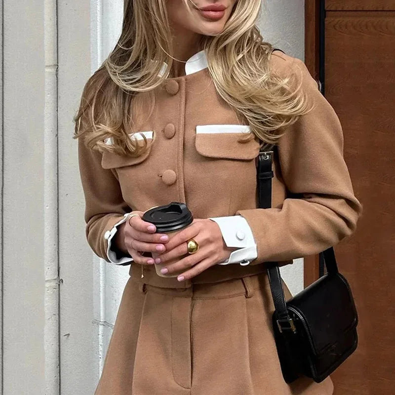 Bethany - Sleek Tailored Jacket