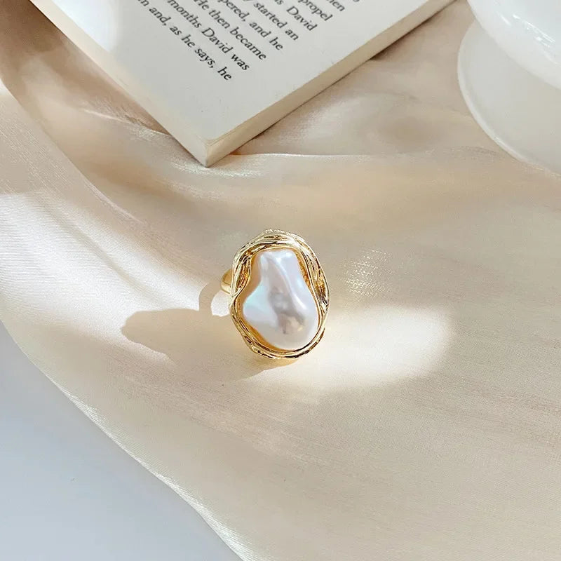 Kayla - Bold Pearl Accessory