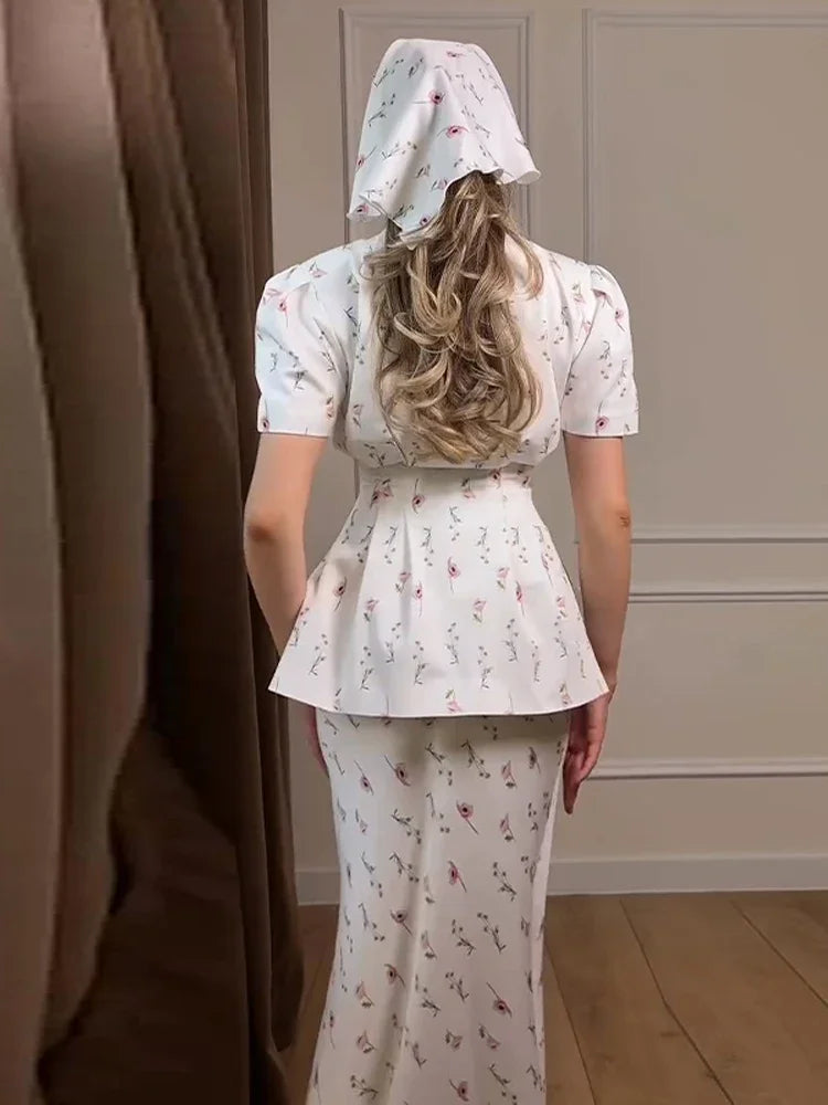 Caitlyn - Elegant Floral Dress