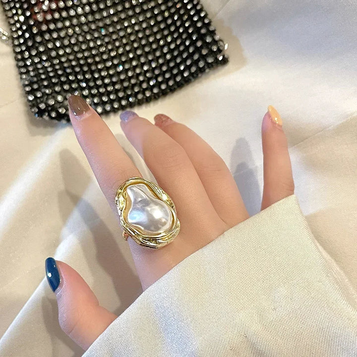 Kayla - Bold Pearl Accessory