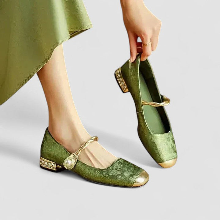 Dorothy - Elegant Vintage Flats