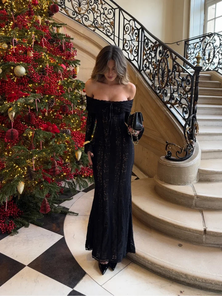 Inez - Elegant Lace Maxi Dress