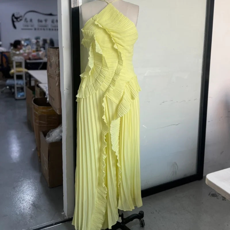 Oriana - Elegant Pleated Dress