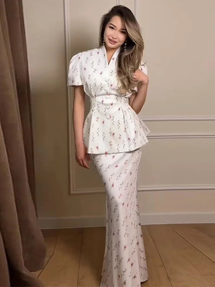 Caitlyn - Elegant Floral Dress