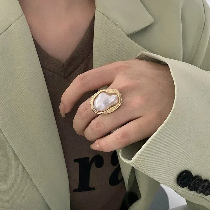 Kayla - Bold Pearl Accessory