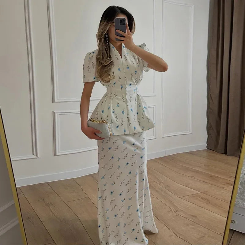 Caitlyn - Elegant Floral Dress