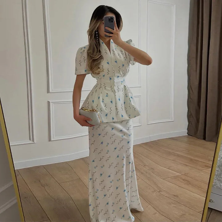 Caitlyn - Elegant Floral Dress