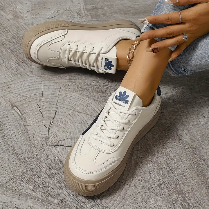 Nyla - Cozy Retro Sneakers