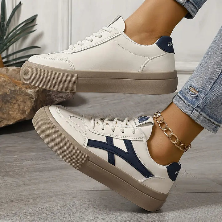 Nyla - Cozy Retro Sneakers