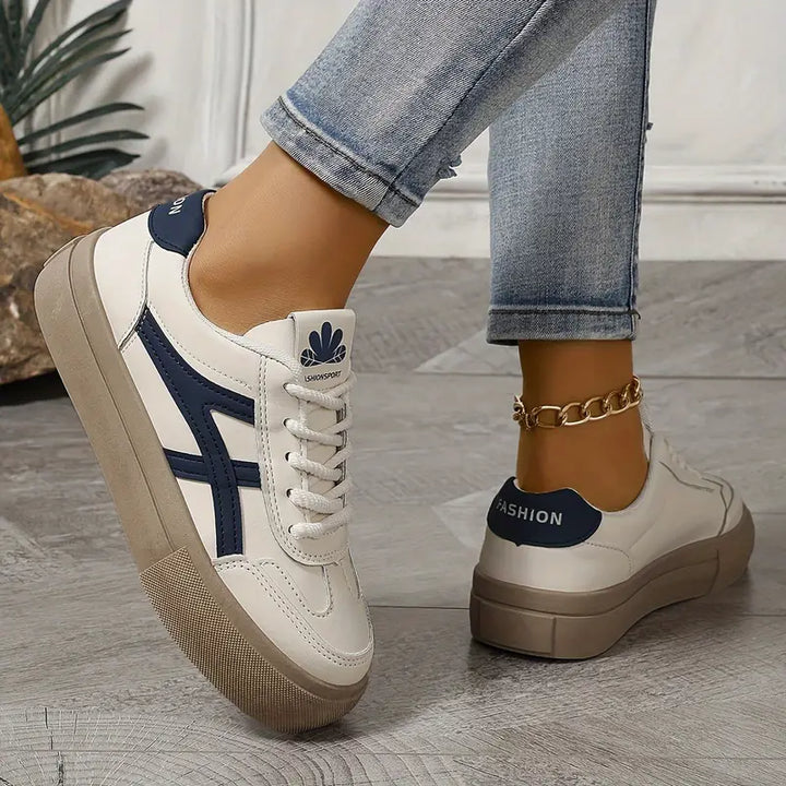 Nyla - Cozy Retro Sneakers