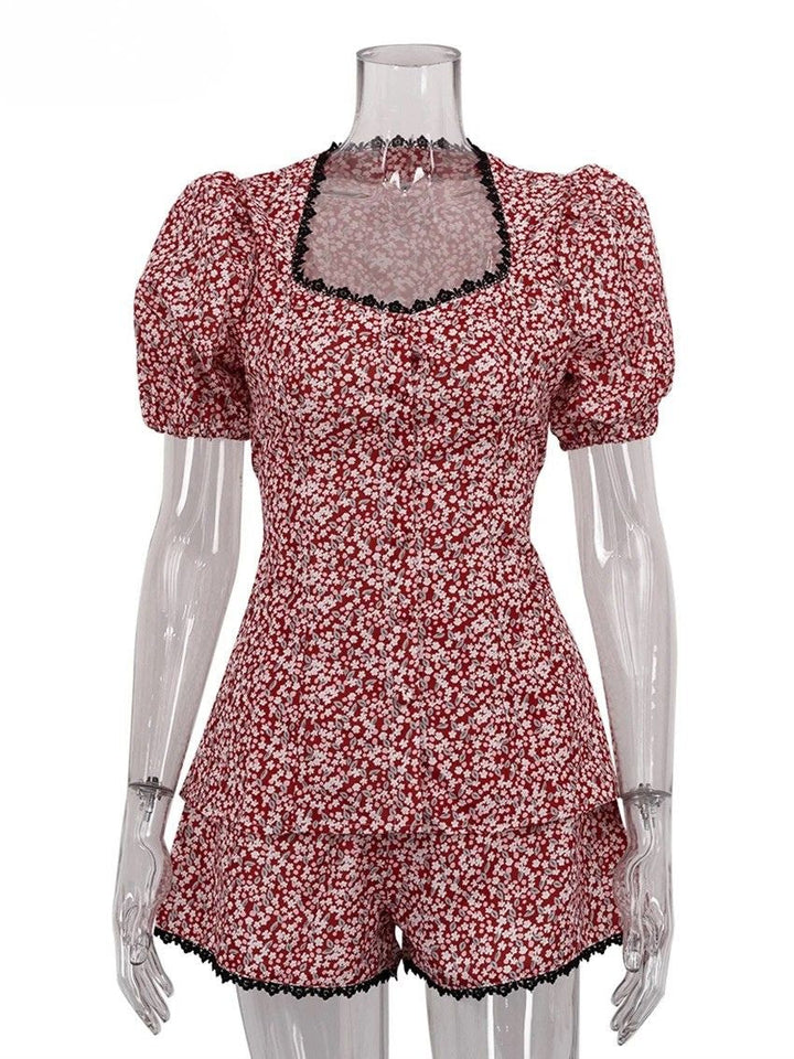 Chloe - Chic Floral Romper
