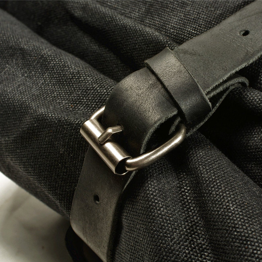 Ian - Sturdy Canvas Backpack
