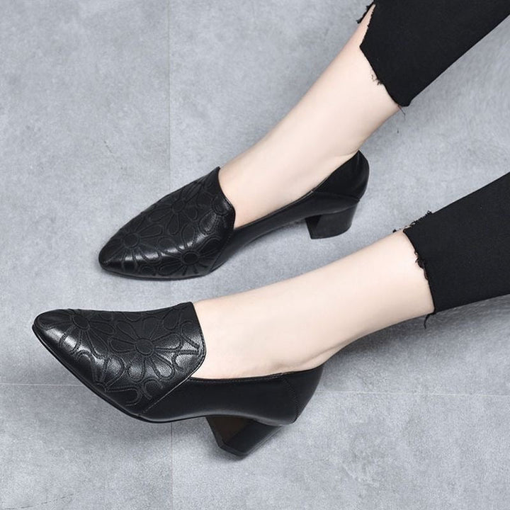 Kayla - Sleek Leather Sandals
