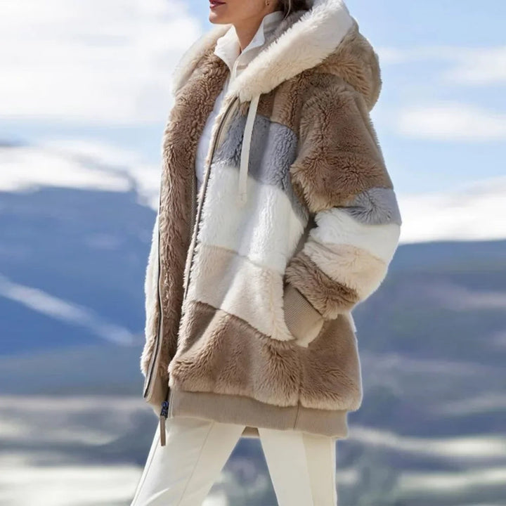 Lucy - Plush Cozy Jacket