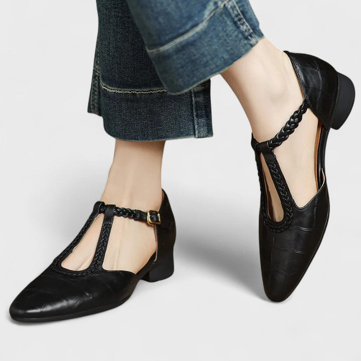 Xyla - Elegant Leather Sandals