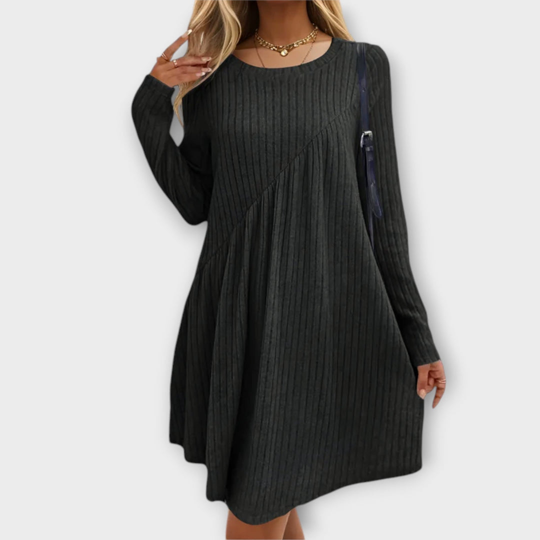 Carly - Relaxed Ribbed Dress