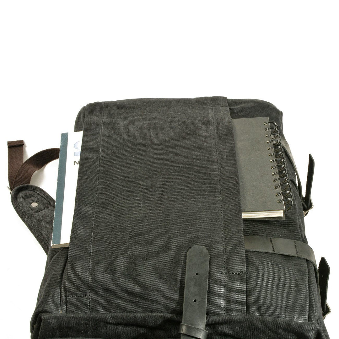 Ian - Sturdy Canvas Backpack