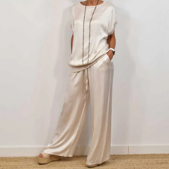 Rhea - Fluid Silk Blouse
