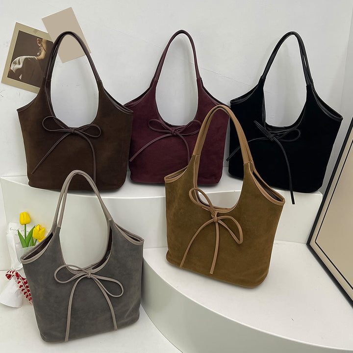 Tori - Soft Velvet Handbag